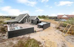 Nice Home In Hvide Sande With Sauna
